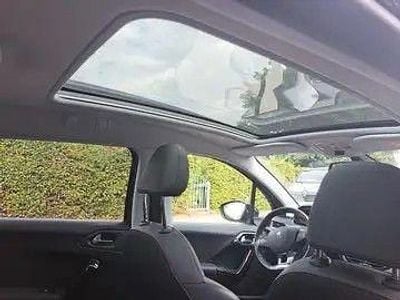 Grau Gebraucht 2019 Peugeot 2008 Allure GT-Line SUV | 11.750 € (Guter Preis)