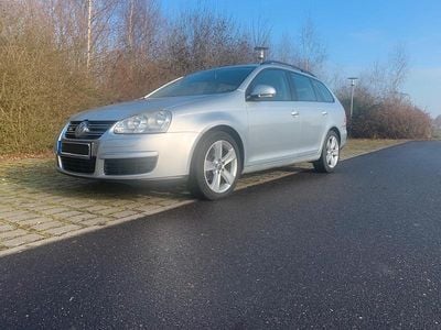 Gebraucht VW Golf V 130 PS (95 kW) 2008 Silber Kombi