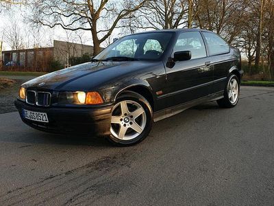 Schwarz Gebraucht 1995 BMW 316 Coupé | 1.999 €