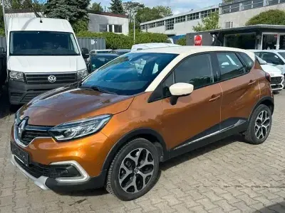 Używany Renault Captur Intens 118 KM (86 kW) 2017 Brązowy SUV