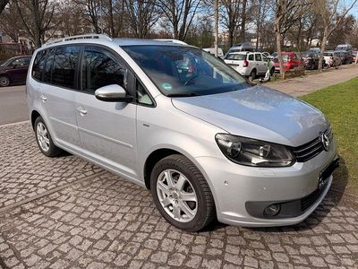 Gebraucht VW Touran Life 105 PS (77 kW) 2013 Silber Van / Kleinbus