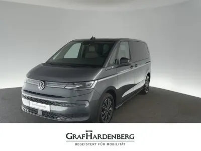 Gebraucht VW Multivan Style 150 PS (110 kW) 2023 Grau Van / Kleinbus