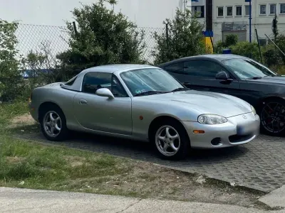 Używany Mazda MX5 110 KM (80 kW) 2001 Szary Kabriolet