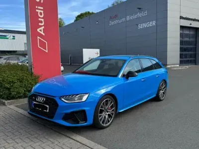Gebraucht Audi S4 Sport 347 PS (255 kW) 2019 Blau Limousine