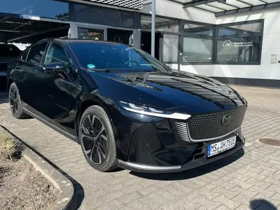 Neu Mazda 6e Takumi-Line 189 kW (258 PS) 2026 Schwarz Limousine