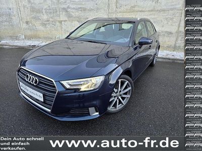 Blau Gebraucht 2020 Audi A3 Comfort Limousine | 17.490 € (Guter Preis)