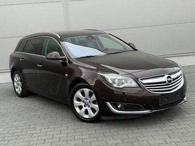 Braun Gebraucht 2015 Opel Insignia Innovation Kombi | 8.990 € (Fairer Preis)