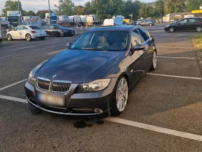 Gebraucht BMW 325 218 PS (160 kW) 2005 Grau Limousine