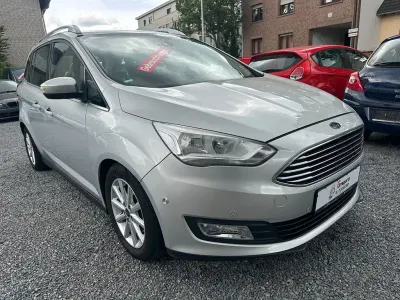 Gebraucht Ford Grand C-Max Titanium 150 PS (110 kW) 2018 Silber Van / Kleinbus