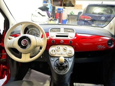 Usado Fiat 500 Lounge 86 HP (63 kW) 2014 Vermelho Citadino