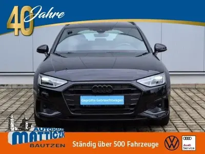Gebraucht Audi A4 Advanced 150 PS (110 kW) 2023 Mythosschwarz metallic (metallic) Kombi