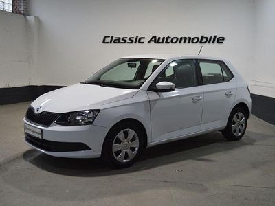 Weiß Gebraucht 2016 Skoda Fabia Cool Edition Kleinwagen | 6.750 € (Fairer Preis)