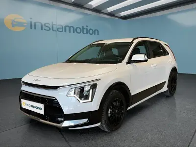 Gebraucht Kia Niro Spirit 141 PS (103 kW) 2024 Weiß SUV