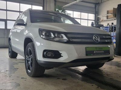 Weiß Gebraucht 2012 VW Tiguan Style SUV | 12.999 € (Teuer)