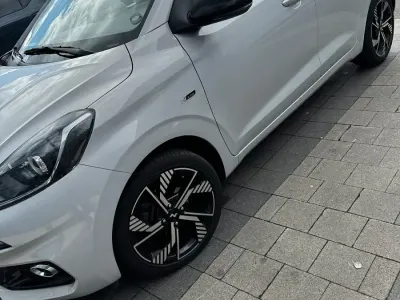 Gebraucht Hyundai i10 N Line 100 PS (73 kW) 2023 Grau Kleinwagen