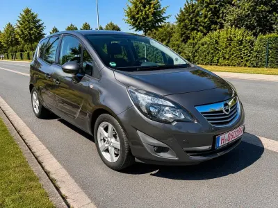 Gebraucht Opel Meriva Innovation 140 PS (102 kW) 2011 Grau Van / Kleinbus