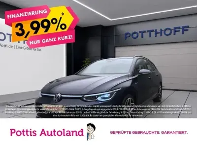 Gebraucht VW Golf VIII Style 150 PS (110 kW) 2022 Blau Kombi
