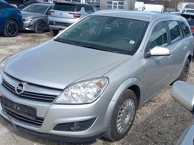 Gebraucht Opel Astra 116 PS (85 kW) 2009 Silber Limousine