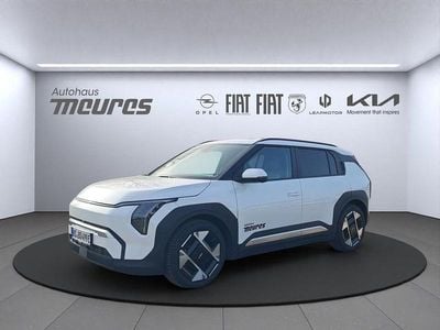 Second-hand Kia EV3 Earth 150 kW (204 CP) 2025 Alb SUV