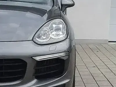 Gebraucht Porsche Cayenne S 385 PS (283 kW) 2016 Grau SUV