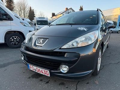 Grau Gebraucht 2009 Peugeot 207 Urban Move Kombi | 2.990 € (Fairer Preis)