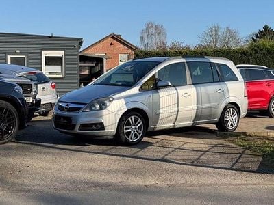 Gebraucht Opel Zafira Edition 140 PS (102 kW) 2006 Starsilber iii m2 Van / Kleinbus