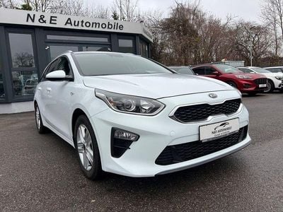 Weiß Gebraucht 2021 Kia Ceed Sportswagon Kombi | 18.990 € (Guter Preis)