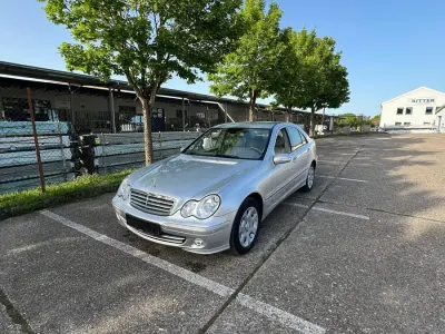 Używany Mercedes C230