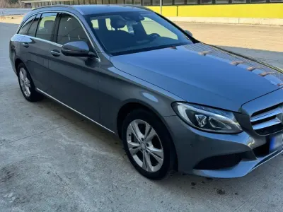 Gebraucht Mercedes C250 204 PS (150 kW) 2016 Grau Kombi