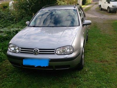 Silber Gebraucht 2002 VW Golf IV Kombi | 2.500 € (Teuer)