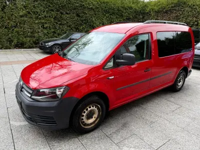 Używany VW Caddy 102 KM (75 kW) 2018 Czerwony Minivan