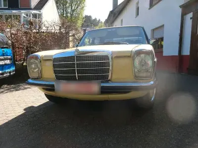 Gebraucht Mercedes W115 90 PS (66 kW) 1975 Limousine