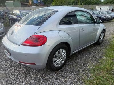Gebraucht VW Beetle Basis 105 PS (77 kW) 2012 Silber Kleinwagen