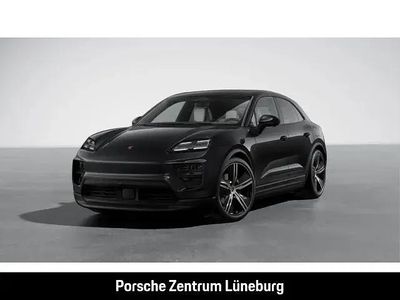 Tiefschwarzmetallic Gebraucht 2025 Porsche Macan SUV | 106.793 €
