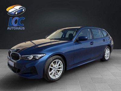 Usata BMW 318 Shadowline 150 CV (110 kW) 2023 Blu Station wagon