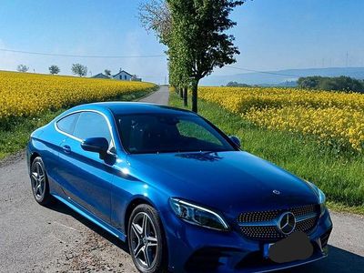 Gebraucht Mercedes C220 AMG 198 PS (145 kW) 2022 Blau Coupé
