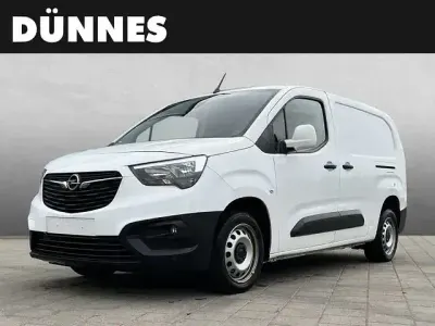 Używany Opel Combo 131 KM (96 kW) 2021 Biały Minivan