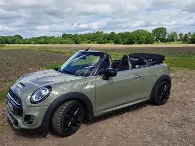 Gebraucht Mini John Cooper Works Essential 178 PS (130 kW) 2021 Beige Kleinwagen