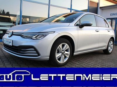 Gebraucht VW Golf VIII Life 110 PS (80 kW) 2021 Silber Limousine