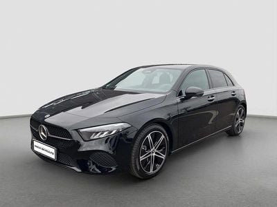 Gebraucht Mercedes A180 Night 136 PS (100 kW) 2026 Schwarz Limousine
