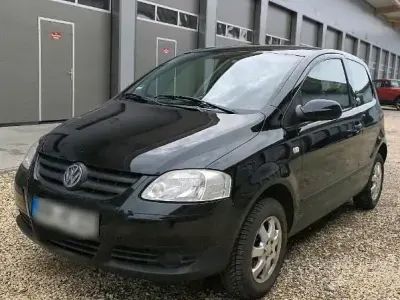 Gebraucht VW Fox 54 PS (39 kW) 2007 Schwarz Kleinwagen