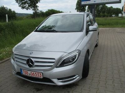 Mercedes B200