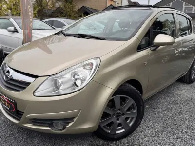 Używany Opel Corsa Edition 90 KM (66 kW) 2010 Złoty Hatchback