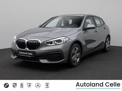 Grau Gebraucht 2022 BMW 118 Advantage Kleinwagen | 21.999 € (Guter Preis)