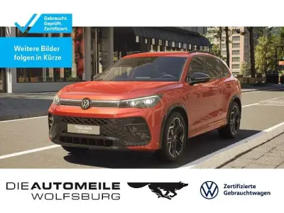 Gebraucht VW Tiguan Style 272 PS (200 kW) 2025 Persimmon red metallic SUV