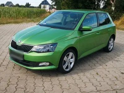 Gebraucht Skoda Fabia Style 90 PS (66 kW) 2015 Grün Kleinwagen