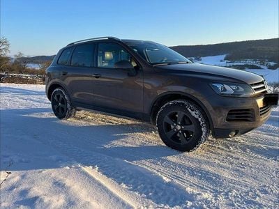 Braun Gebraucht 2013 VW Touareg Exclusive SUV | 15.599 € (Fairer Preis)