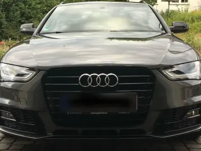 Gebraucht Audi A4 Attraction 136 PS (100 kW) 2015 Schwarz Kombi