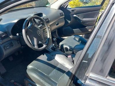 Gebraucht Toyota Avensis Executive 177 PS (130 kW) 2005 Schwarz Kombi