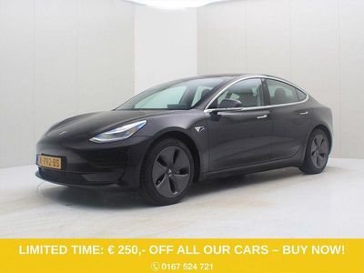 Schwarz Gebraucht 2020 Tesla Model 3 Standard Range Limousine | 17.500 € (Guter Preis)